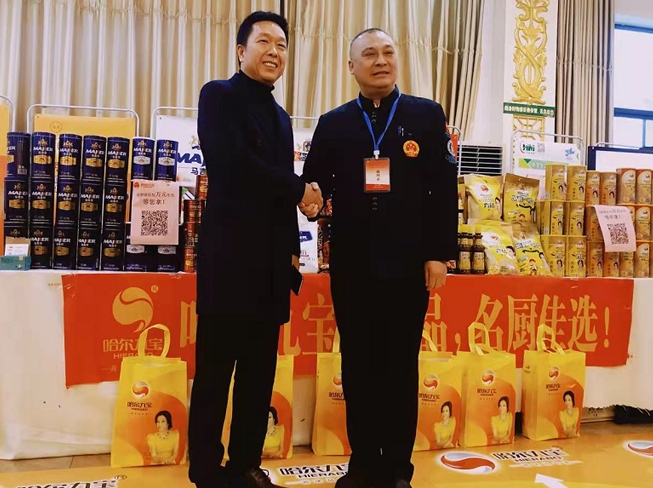 糖果派对助力“豫菜杯”，荣获“大赛指定用品”奖！也受到诸多名厨争相推荐！